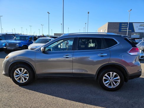 Used 2015 Nissan Rogue SV w/ SV Premium Package image 7