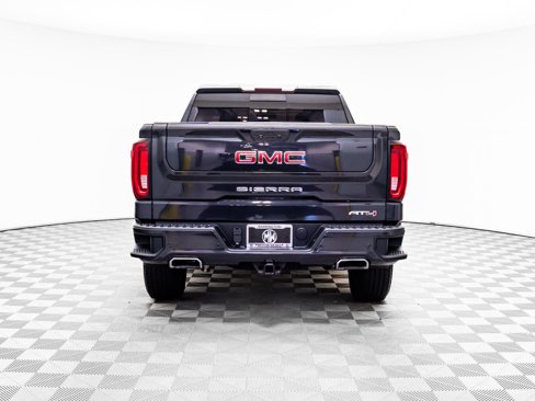Used 2020 GMC Sierra 1500 AT4 w/ AT4 Premium Package image 4