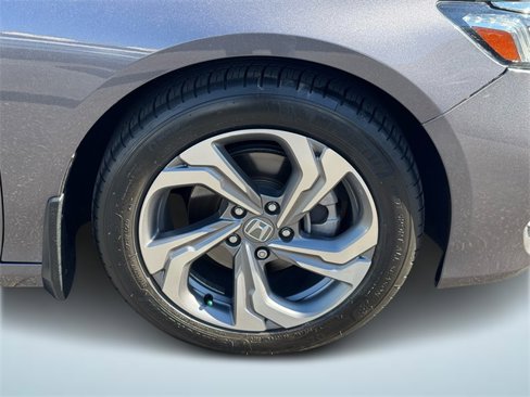 Used 2018 Honda Accord EX-L image 7