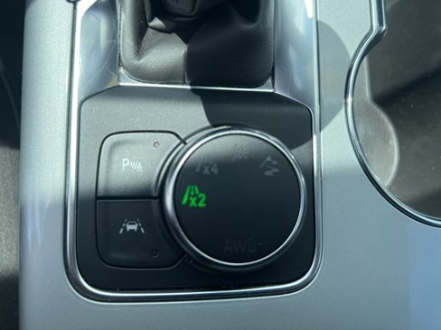 Used 2022 Chevrolet Blazer LT image 19