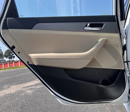 Used 2018 Hyundai Sonata ECO image 13