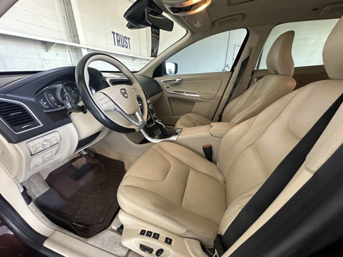 Used 2015 Volvo XC60 T6 image 19