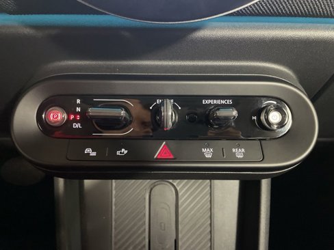Certified 2025 MINI Cooper S image 11
