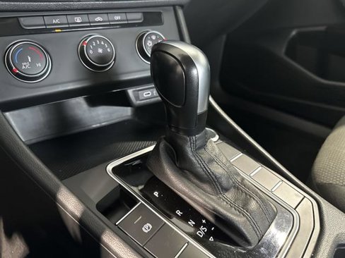 Used 2020 Volkswagen Jetta S image 23