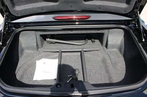 Used 2005 Ford Thunderbird 50th Anniversary image 13