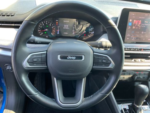 Used 2022 Jeep Compass Latitude w/ Convenience Group image 17