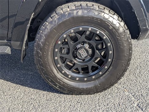 Used 2022 Toyota 4Runner SR5 image 13