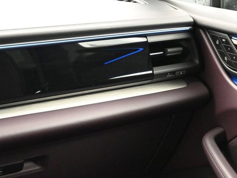 Certified 2024 Porsche Macan 4 Electric image 22