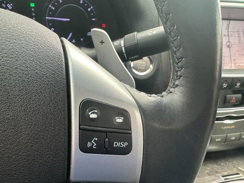 Used 2011 Lexus IS 350C image 23