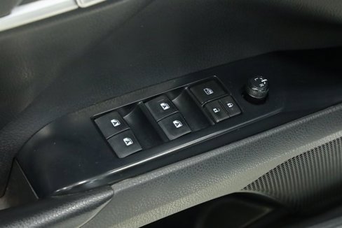 Used 2020 Toyota Camry LE image 22