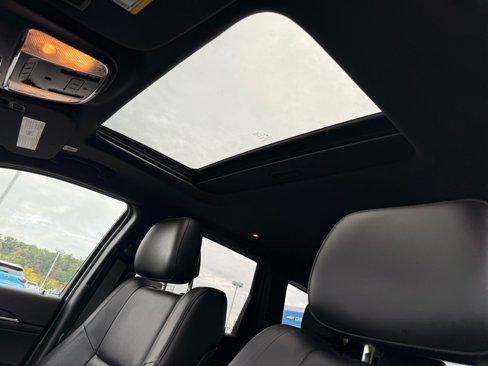Used 2020 Jeep Grand Cherokee Limited image 13
