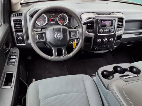 Used 2018 RAM 2500 Tradesman w/ Chrome Appearance Group image 14