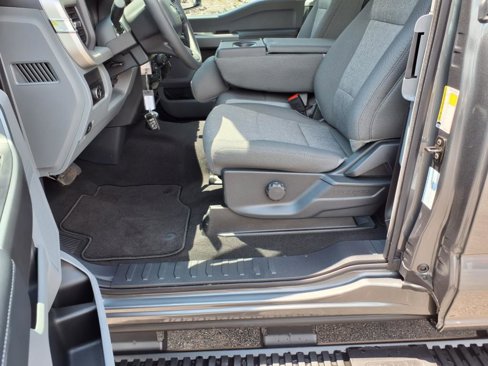 New 2025 Ford F250 XL w/ STX Appearance Package image 5