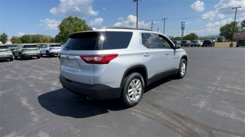 Used 2019 Chevrolet Traverse LT image 8