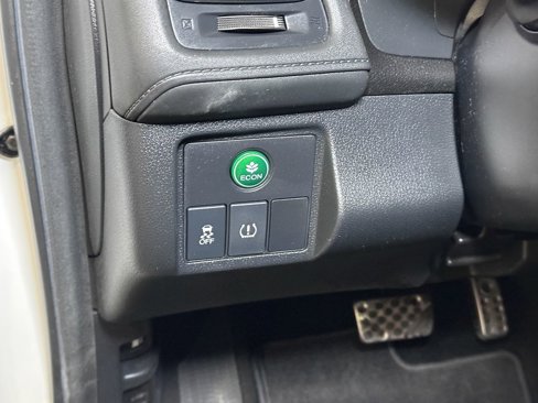 Used 2019 Honda HR-V Sport image 22