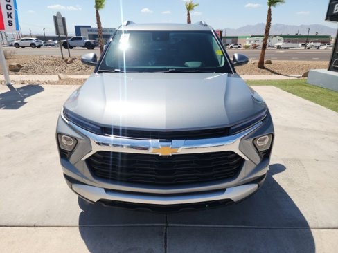 Used 2025 Chevrolet TrailBlazer LT w/ Convenience Package image 9