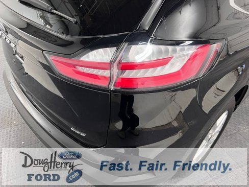 Used 2024 Ford Edge SEL image 13