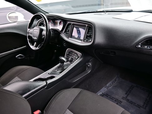 Used 2022 Dodge Challenger GT image 15