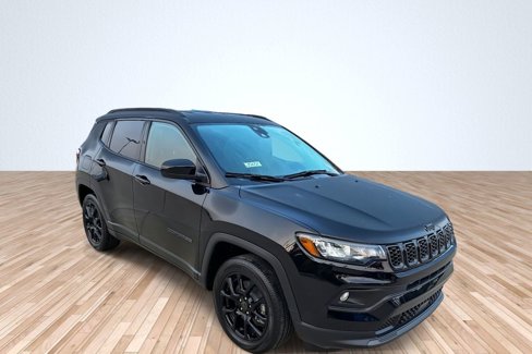 New 2025 Jeep Compass Latitude w/ Altitude Special Edition image 3