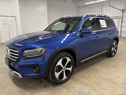 Certified 2025 Mercedes-Benz GLB 250 image 3