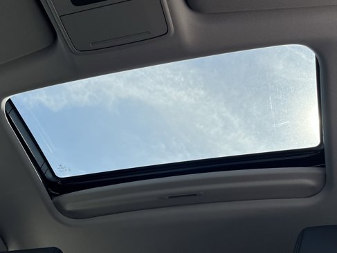New 2025 Acura Integra image 19