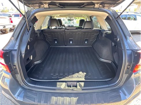 Used 2018 Subaru Outback 2.5i Limited image 7