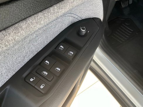 New 2025 Jeep Compass Sport image 21