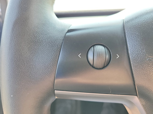 Used 2019 Tesla Model 3 image 5