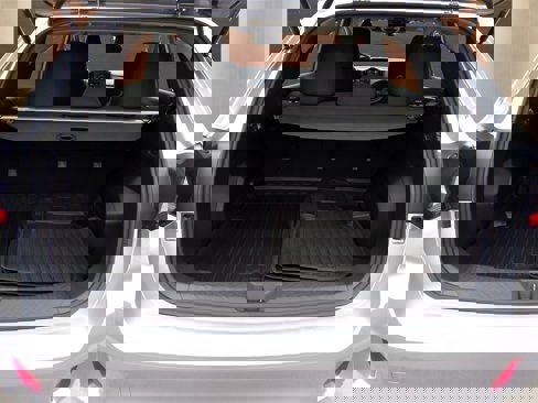 Certified 2025 Subaru Impreza 2.0i image 10