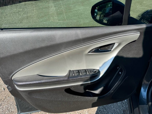 Used 2013 Chevrolet Volt image 11