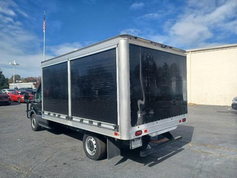 Used 2018 Ford Transit 250 156 image 4