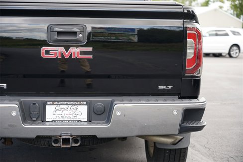 Used 2017 GMC Sierra 1500 SLT w/ SLT Premium Package image 10