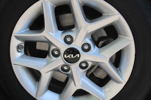 Certified 2023 Kia Soul LX w/ LX Technology Package image 17