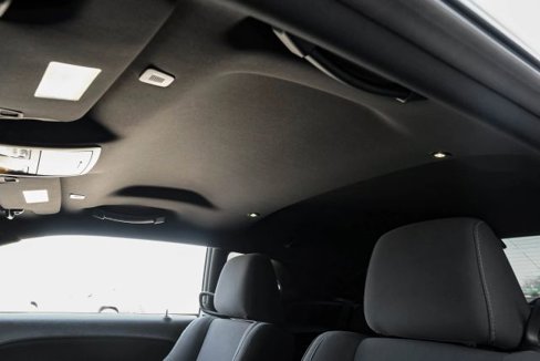 Used 2019 Dodge Challenger SXT image 33