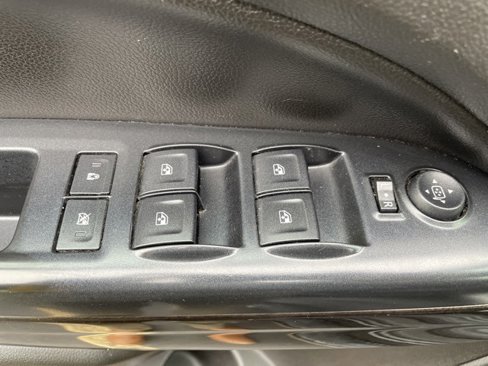 Used 2016 GMC Canyon SLT image 14