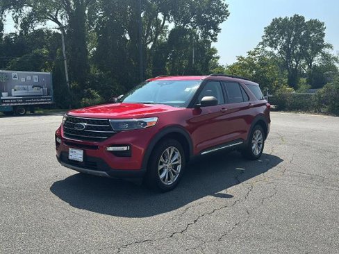 Certified 2021 Ford Explorer XLT w/ Equipment Group 202A image 1