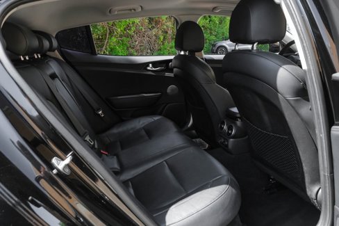 Used 2018 Kia Stinger Premium image 36