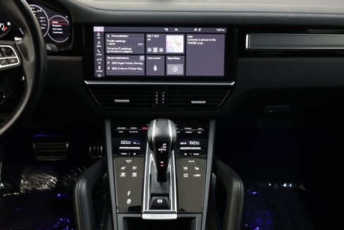 Used 2020 Porsche Cayenne Turbo image 87