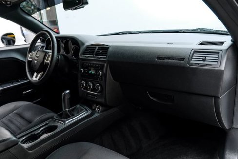 Used 2013 Dodge Challenger R/T image 38