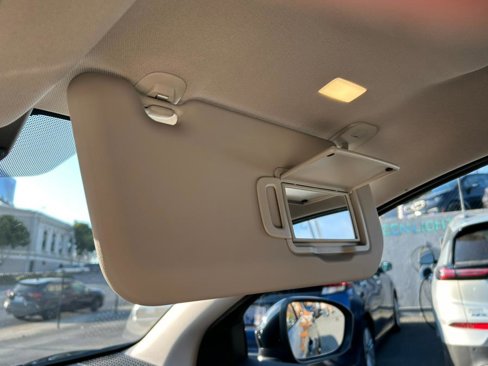 Used 2024 Nissan Ariya FWD image 31