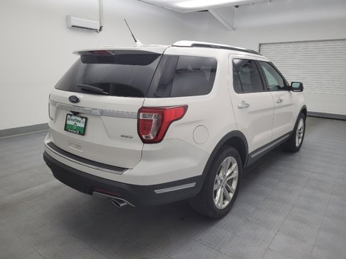 Used 2018 Ford Explorer Limited w/ Equipment Group 301A image 9