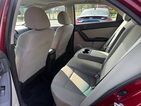Used 2011 Kia Forte EX w/ Premium Pkg image 9
