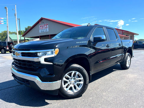 Used 2023 Chevrolet Silverado 1500 LT image 1