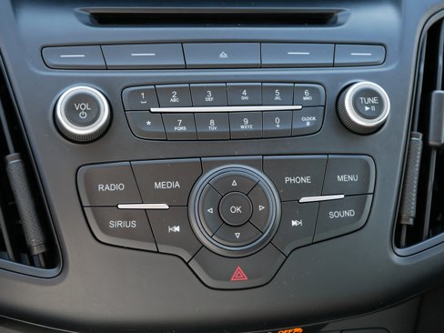 Used 2017 Ford Focus SE image 32
