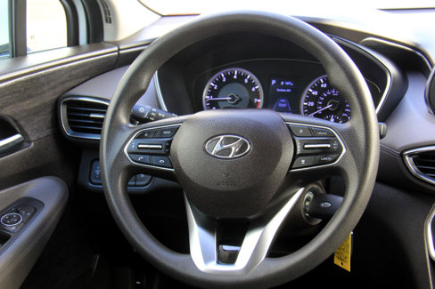 Used 2019 Hyundai Santa Fe SE image 11