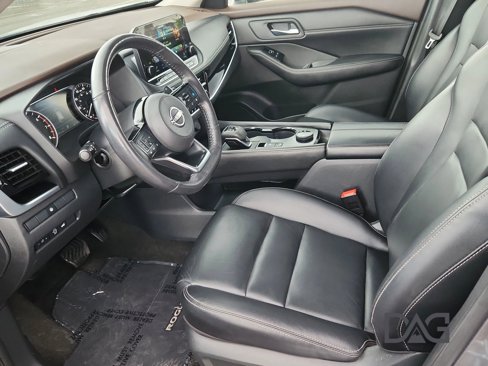 Used 2023 Nissan Rogue SL image 14