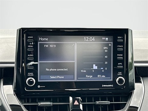 Used 2022 Toyota Corolla LE image 3
