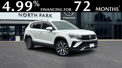 Used 2022 Volkswagen Taos SE image 1