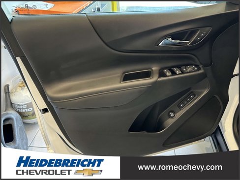 Used 2022 Chevrolet Equinox Premier image 17
