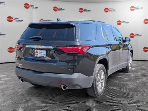 Used 2022 Chevrolet Traverse LT image 5